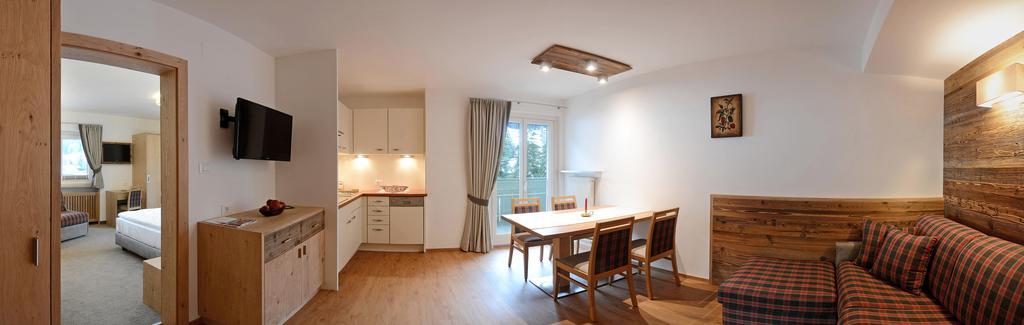 Residence Hotel Fever Ortisei Quarto foto