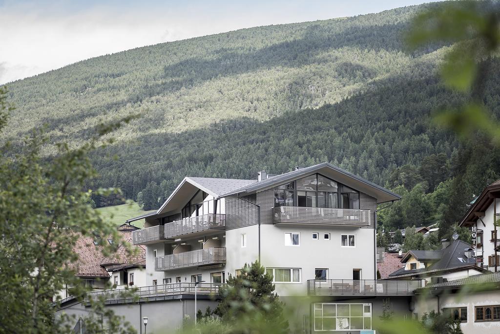 Residence Hotel Fever Ortisei Exterior foto